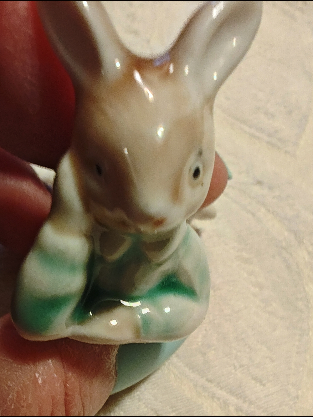 Source Unknown Brown and Green Ceramic Bunny Figurine - Picture 5 of 6